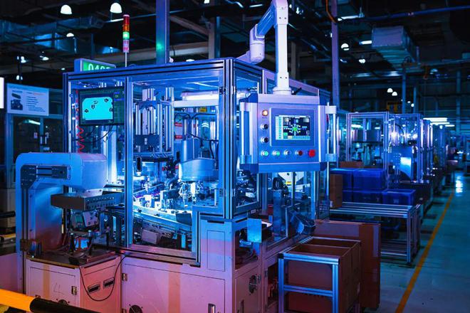 向&ldquo;新&rdquo;而行丨安波福:380臺工業(yè)機器人、150條自動化產(chǎn)線、1顆智慧大腦.智造力釋放新質(zhì)生產(chǎn)力