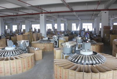 江山燕廠家直銷 專業羽毛球訓練用球與球拍精選推薦